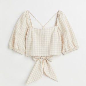 LINEN BEIGE AND WHITE TOP❤️💋